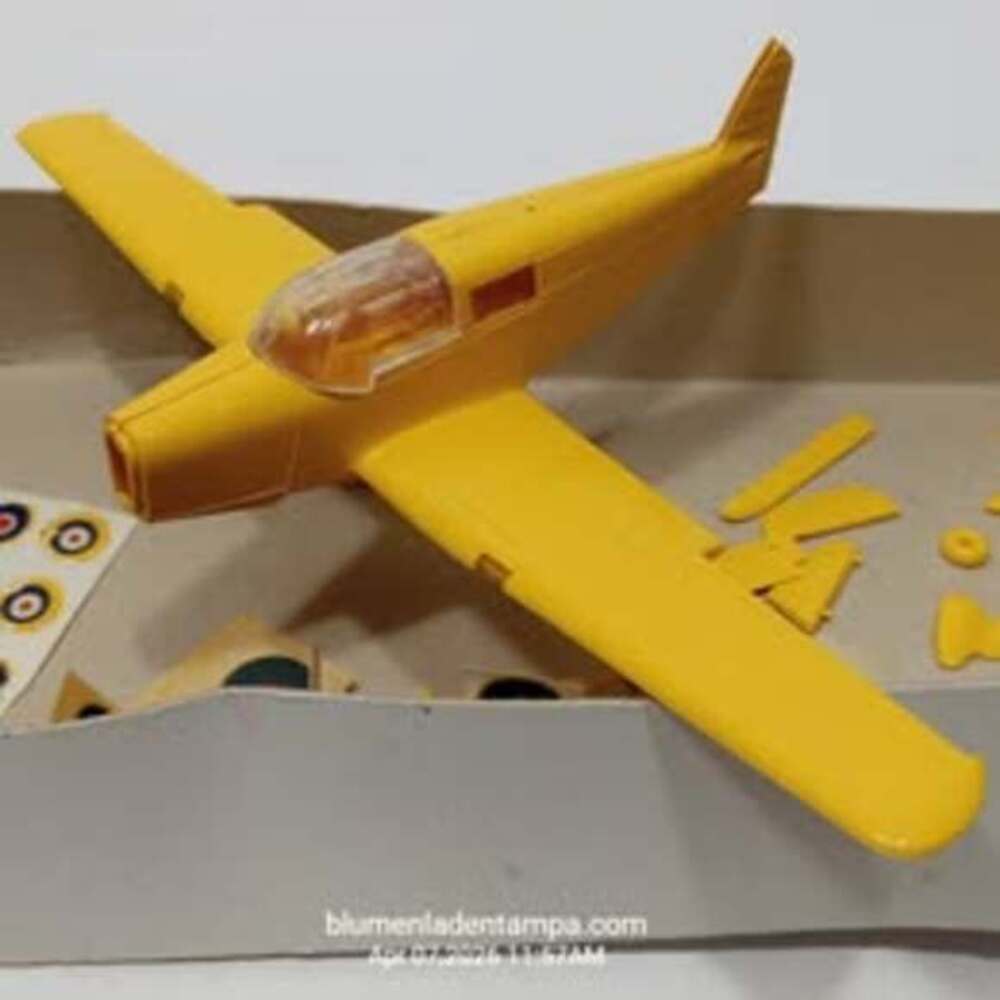 VINTAGE CLASSIC 1961 FROG 1/72 WW II RAF Percival PROCTOR IV Radio Trainer